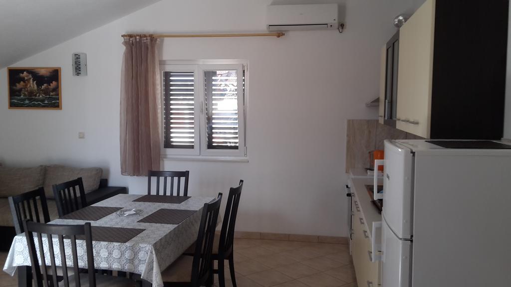 Vila Suzana Tribalj Esterno foto