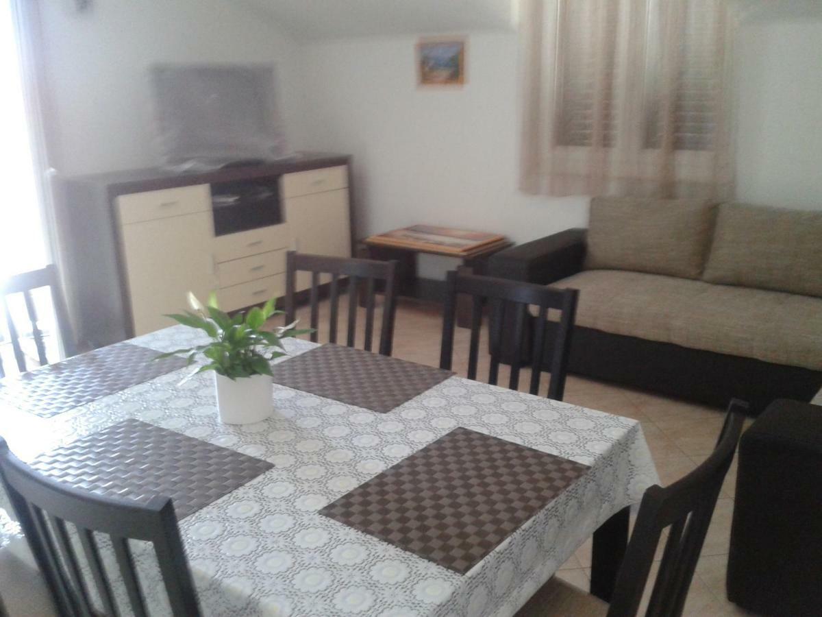 Vila Suzana Tribalj Esterno foto